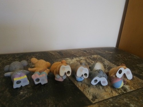 Lot of 6 Vintage 1992 Avon Collectibles Ceramic Animals Mice Cats Bear Figurines - Picture 8 of 9