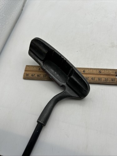 Vintage Unbranded Putt-Putt style Mini Golf Blade Putter RH Decoration Or Use - Picture 6 of 7