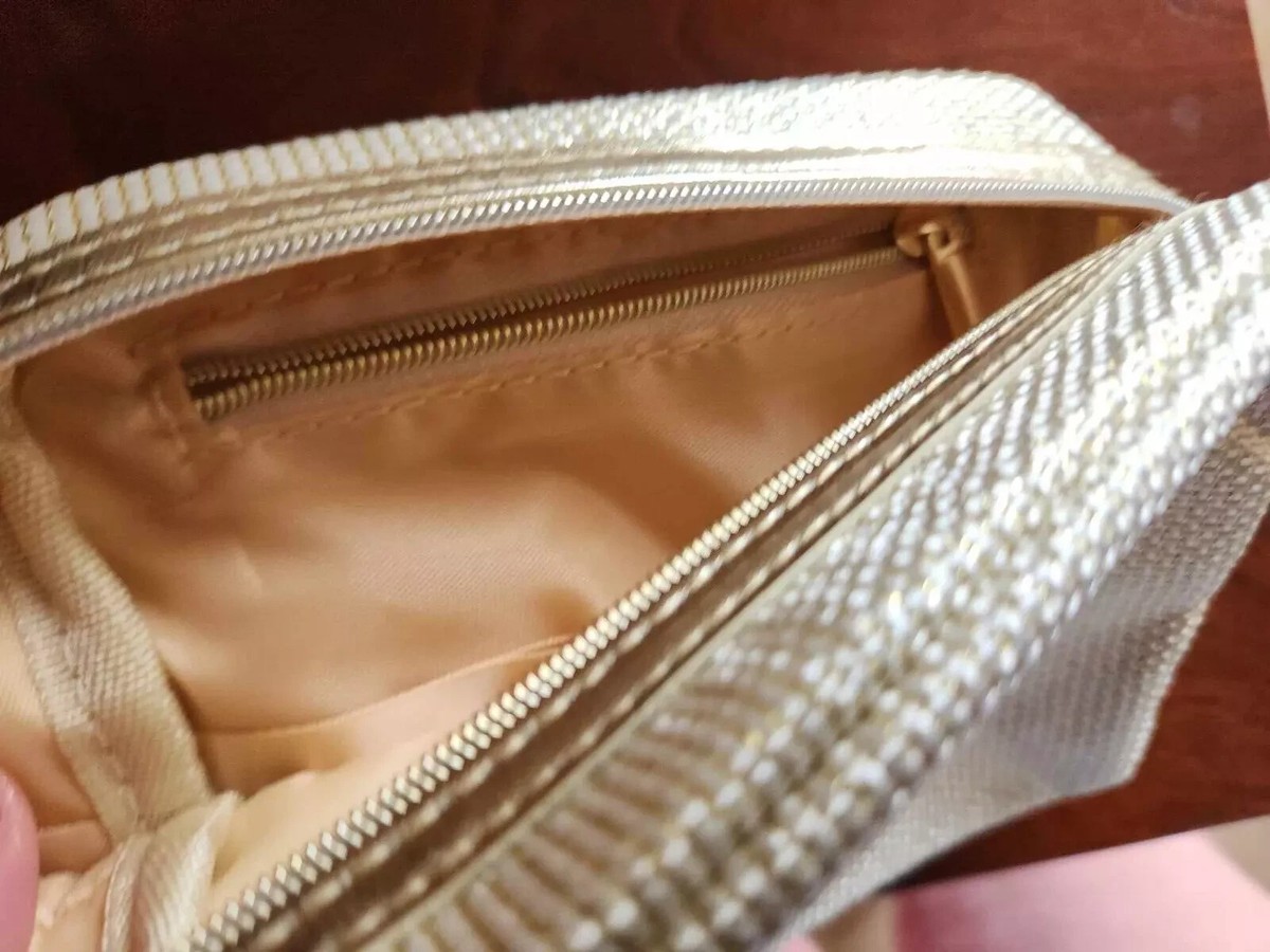 MICHAEL KORS WOMEN'S GOLD POUCH INSTITUTIONAL TRAVEL BAG +