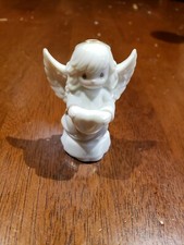 Precious Moments PMI 2003 Glossy Porcelain Angel of JOY with Heart