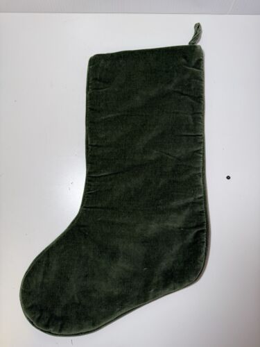 Labrador Puppy Needlepoint Jennifer Embroidered Green Christmas Stocking Xmas - Picture 5 of 6