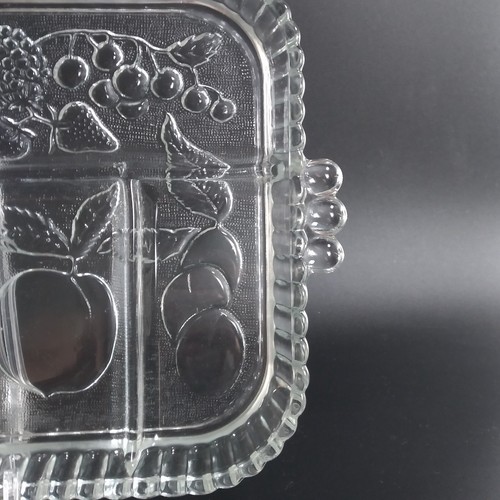 2 Indiana Glas geteilt Relish 5 Abschnitte Tabletts Obst geprägt schwer mit Griffen - Bild 5 von 13