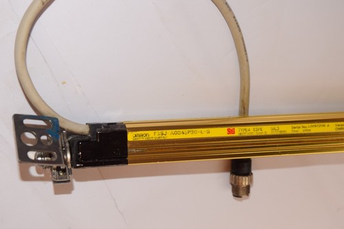 Omron F3SJ-A0845P30-L-S Type 4 Safety Light Curtain - Picture 4 of 8