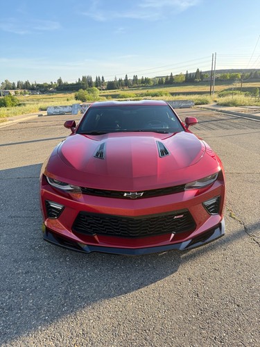 2018 Chevrolet Camaro SS - Picture 5 of 18