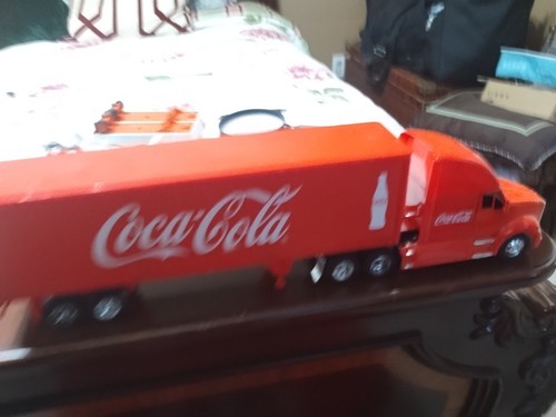 New Ray Kenworth Semi Truck trailer Coca Cola 1:32 Scale diecast used loose - Picture 15 of 16