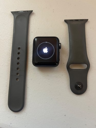 Apple Watch series 3 - 38mm space grey with silicon band a1858