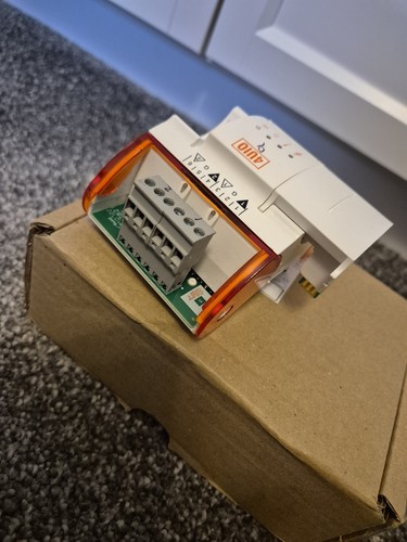 Trend IQ4/IO/4UIO Universal Input Output Expansion Module Brand New Boxed - Picture 5 of 7