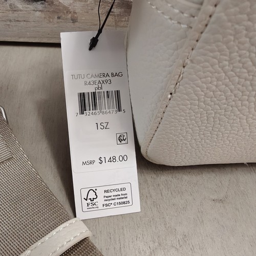 DKNY TUTU Camera Crossbody Bag Light Beige/Cream, NWT - Picture 2 of 6