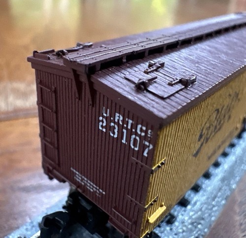 Atlas Master N Scale #50005617 40’ Wood Reefer Blatz Milwaukee 23107 CC NY - Picture 5 of 9