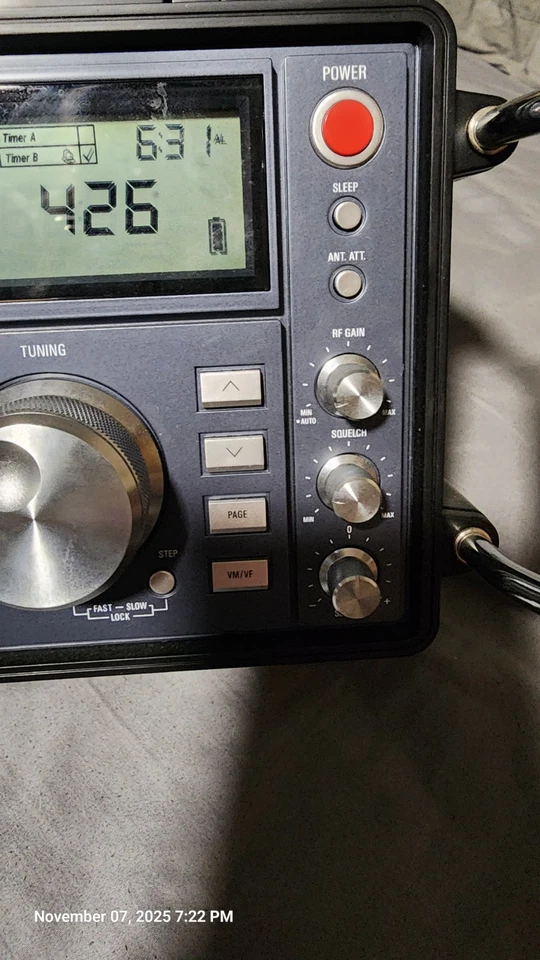 Eton Elite 750 FM Stereo Receiver with LW/MW/SW-SB/AIR PLL Synthesized - Image 4 of 4