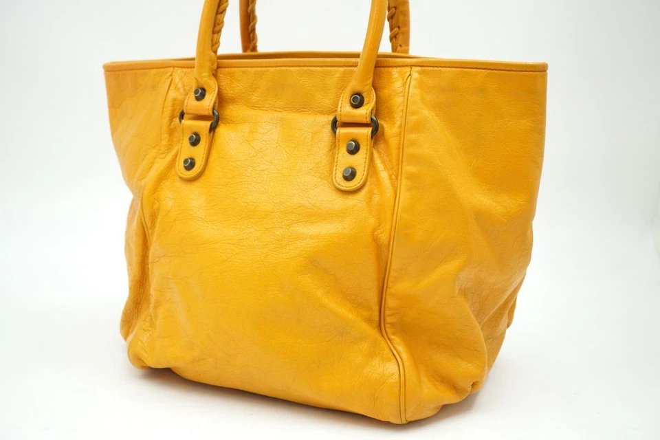 Bolso de Mano BALENCIAGA The Sunday 228750 7060 K1669 Tachuelas Cuero Amarillo 4478h Foto 3 de 4