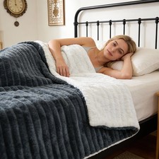 Faux Rabbit Fur Throw Blanket Soft Cozy Sofa Blanket for Living Room Home Nap