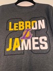 NBA LeBron James Los Angeles Lakers #23 Graphic T-Shirt Size M — photo 2