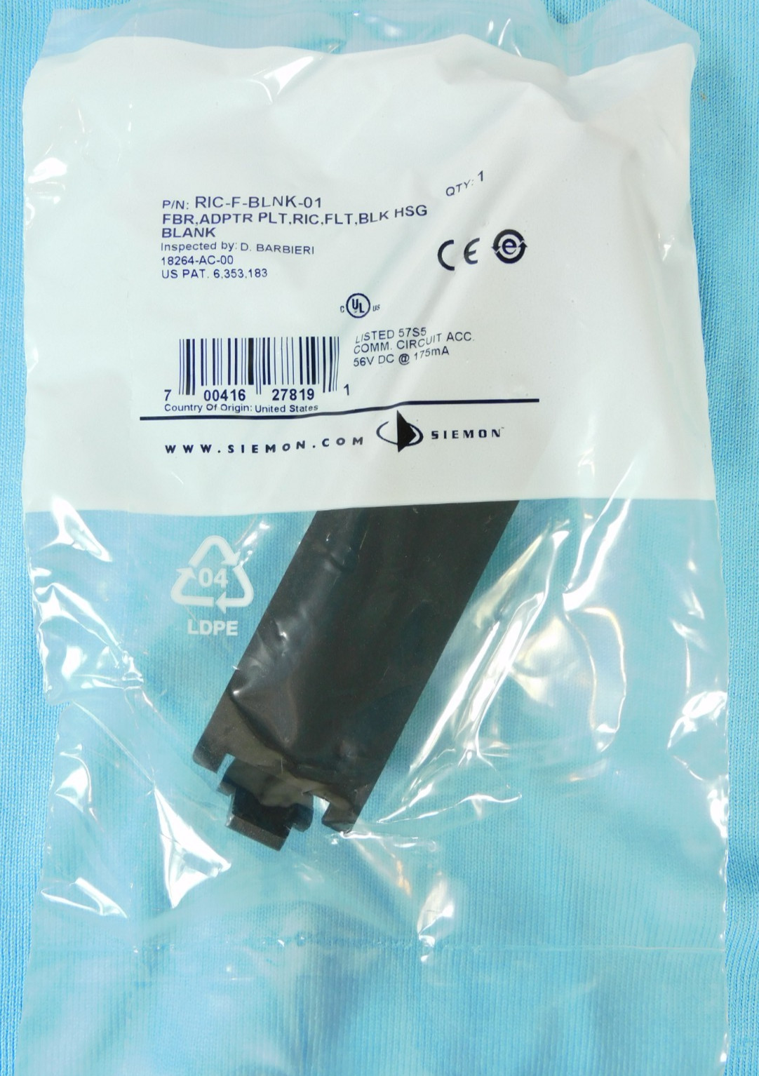 Siemon RIC-F-BLNK-01 Fiber Adapter Plate, Blank - Black