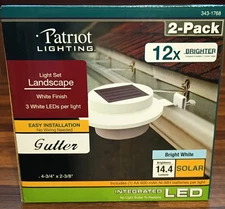 2 pack WHITE Solar LED Gutter Mount Safety Outdoor Landscape Light Dusk Auto On