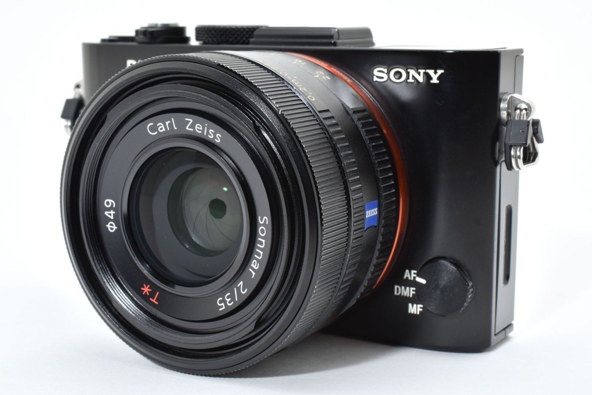 Sony Cyber-shot DSC-RX1 24.3MP Full Frame Digital Camera Zeiss