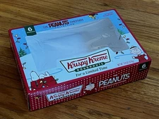 Krispy Kreme Doughnut Box 2025 Peanuts Christmas Holiday LIMITED EDITION