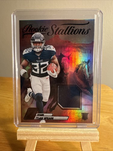 Tyjae Spears (RC) Panini Zenith Rookie Stallions Refractor GU MEM Insert #RS-TSS