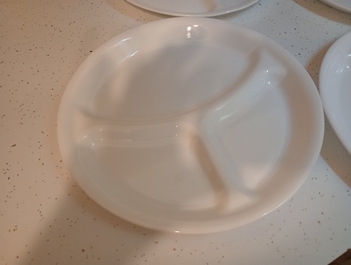 Corelle Winter Frost Weiß Geteilt 3 Fächer 10,25" Essteller 4er Set - Bild 4 von 9