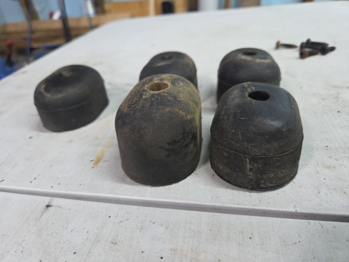 5 Spare Tire Rubber Impact Bumpers Jeep TJ w/ BOLTS 97-06 - Picture 3 of 4