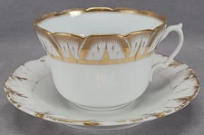 Mid 19th Century Old Paris Gold & White Petals Oversized Breakfast Cup & Saucer