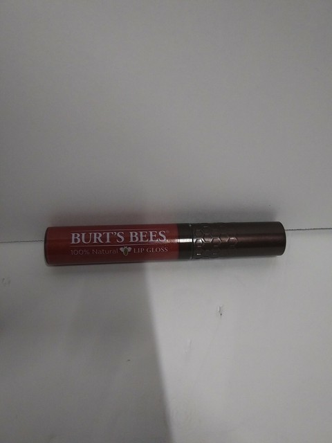 burt's bees glowing moisturizer