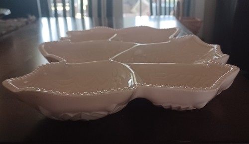 vintage Jeanette Glass Company shell pink milk glass serving platter -1950s - Picture 4 of 4
