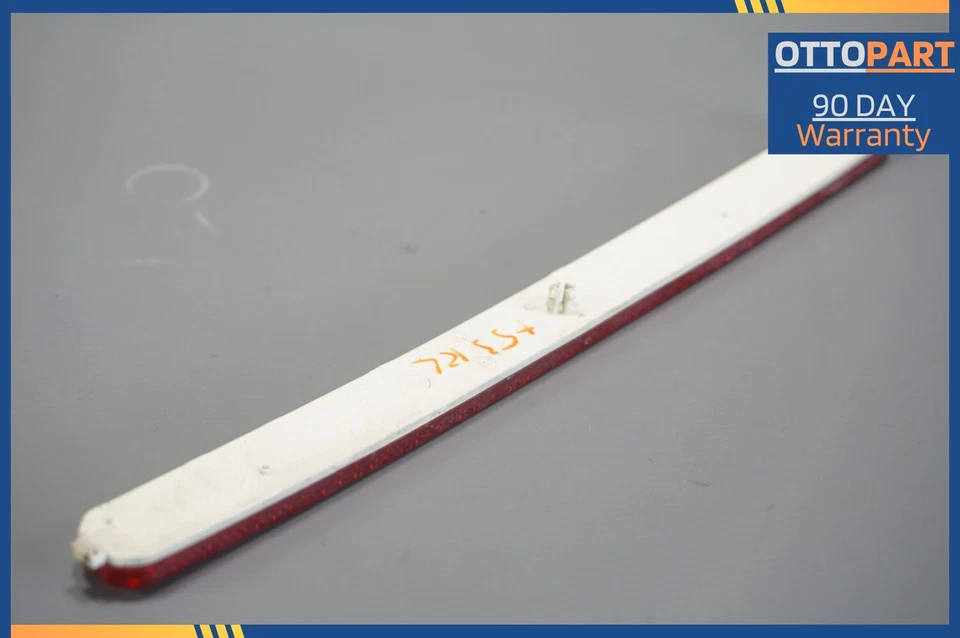 AUDI S8 2004-2010 - Parachoques trasero izquierdo luz marcadora lateral/reflector OEM 4E0945105 Foto 4 de 4