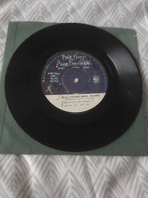 PINK FLOYD ANOTHER BRICK IN THE WALL PT 2/ONE OF MY TURNS ROCK HARVEST