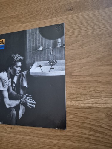 Chris Isaak Heart Shaped World LP Album Promo Sampler Teldec Stereo Europe 1989 - Picture 3 of 15