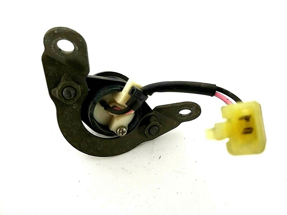 Yamaha XVS1100 XVZ1300 Meter Control Switch Trip 4NK-8358J Yamaha XVS1100 XVZ1300 Meter Control Switch Trip 4NK-8358J