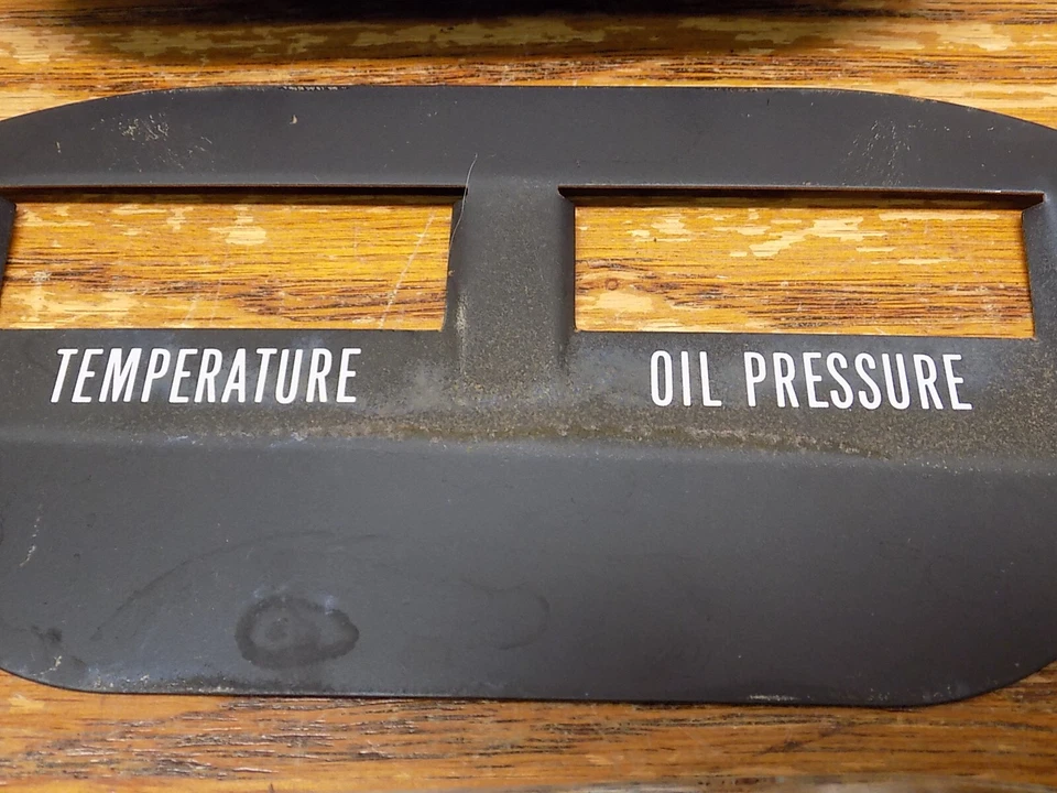 Camión International Harvester 1973 calibre 1110 temperatura presión aceite carcasa Foto 2 de 4