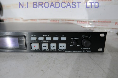 Denon dn-fr65-r solid state / usb audio recorder / player. SD card, AES, analog - Afbeelding 2 van 11