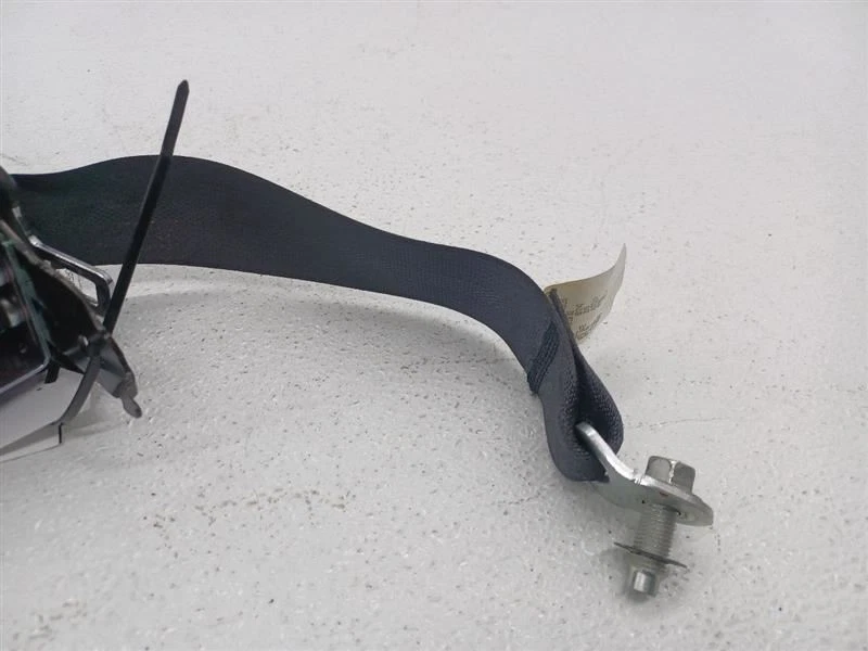 Cinturón de seguridad central trasero Nissan Sentra 2016 OEM Foto 2 de 4