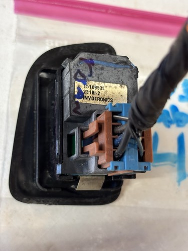 03-06 Chevy Silverado SIERRA Power Window Switch REAR LEFT Driver Side BLACK - Picture 6 of 6