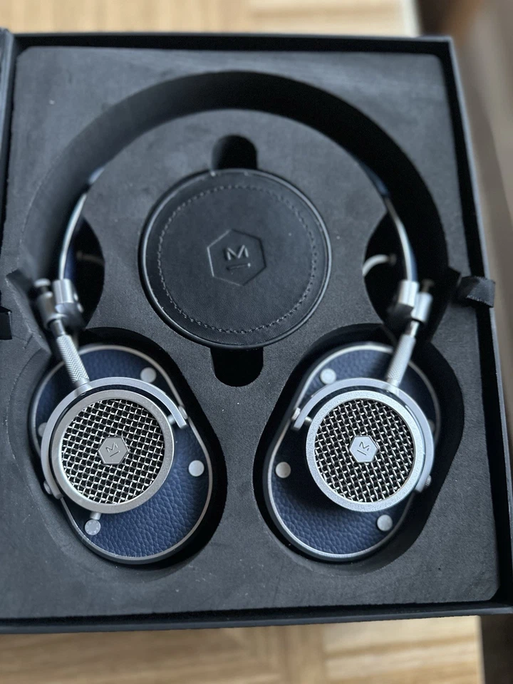 Auriculares de cuero Master & Dynamic MH40 On/Over-Ear SOLO CABLEADOS Foto 4 de 4