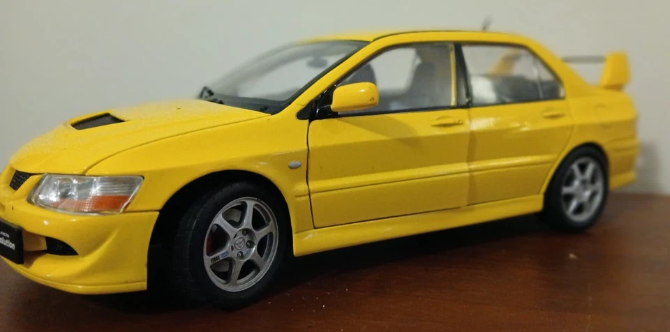 1/18 Super A 三菱 Lancer Evolution EVO 8 黄色压铸模型汽车 — 第 2/4 张图片
