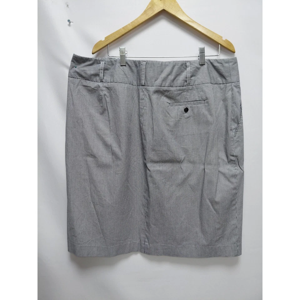 Saia feminina listrada de algodão stretch cinza listra branca tamanho 18W Rafaella - Imagem 2 de 4