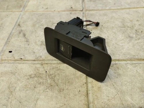 VW TOUAREG 7LA, 7L6, 7L7 Schalter für Fensterheber hinten rechts 18233814