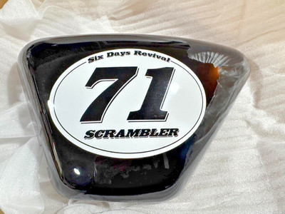 NEU Original Sinnis Scrambler 125 linke Seitenverkleidung QM125GY-2X-C15C-02