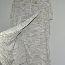 Motherhood Maternity Nursing Grey & White Tulip Style Short Sleeve Tshirt Size M