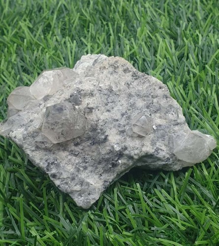 Natrual Rutiled Quartz 136 Grams - Picture 2 of 4
