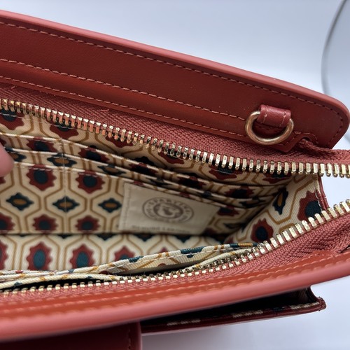 Telefono Spartina 449 Middleton tracolla terracotta RFID boutique pelle nuovo con etichette - Foto 11 di 13