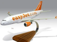 Airbus A319 Easyjet Desk Wood Airplane New Model Large Scale 1/100
