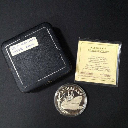 1977 Singapore Ship SGD 10 Dollar Proof coin set No: 9587 - Picture 3 of 3