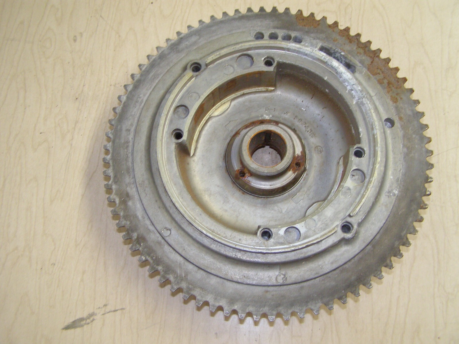 582435 Evinrude Johnson Outboard Flywheel T64 eBay