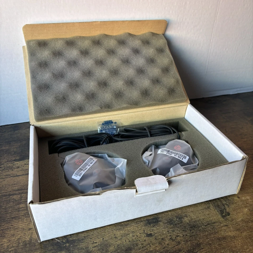 Polycom SoundStation2W EX MIC Pods SS2W (2200-07840-001) NEW - Sealed - Image 2 of 4