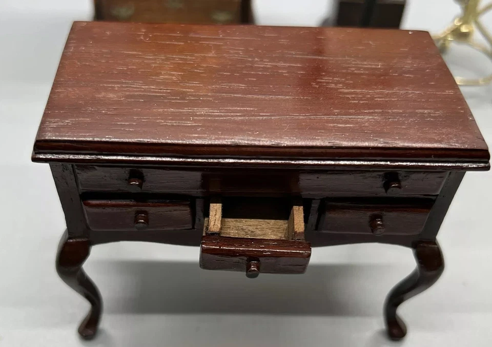 Sonia Messer娃娃娃娃娃娃娃娃微型抽屉时钟梳妆台灯外套架1:12 — 第 3/4 张图片