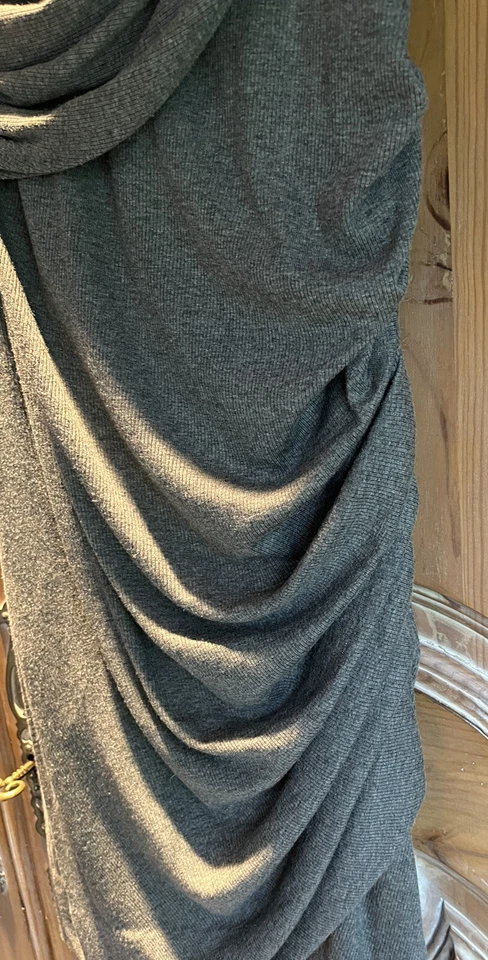 Mini Vestido Torn by Ronny Kobo Gris Acanalado Jersey Drapeado Talla Mediana Foto 3 de 4