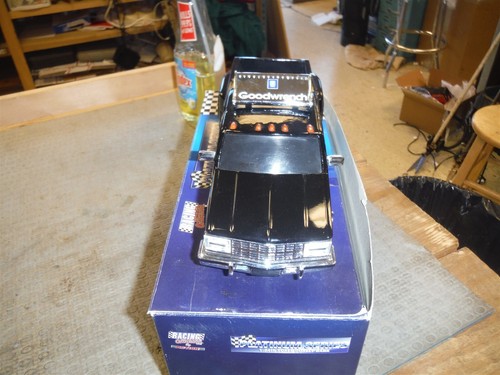 Action Dale Earnhardt platinum series 1/24th #3 pickup truck bank in box *bs1 - Picture 3 of 7